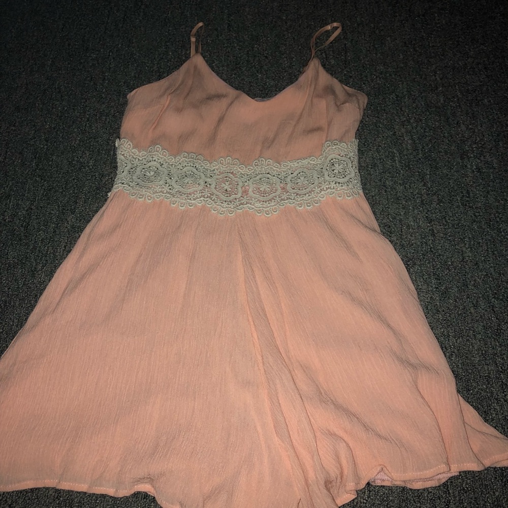 peach romper